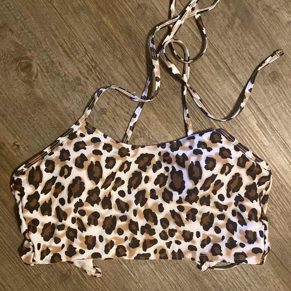 Leopard bikini - Picture 3 of 4